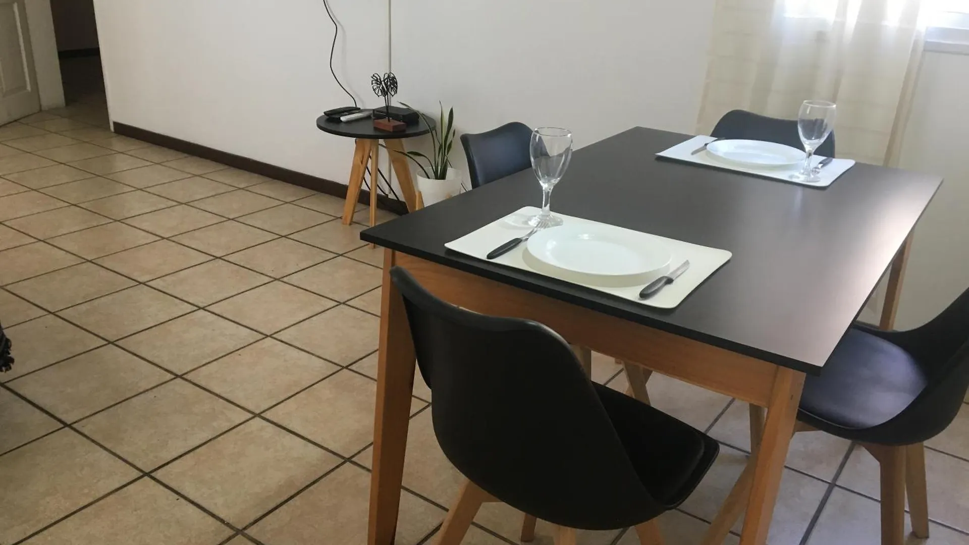 Departamento Moderno Mendoza 2D Apartment 0*,
